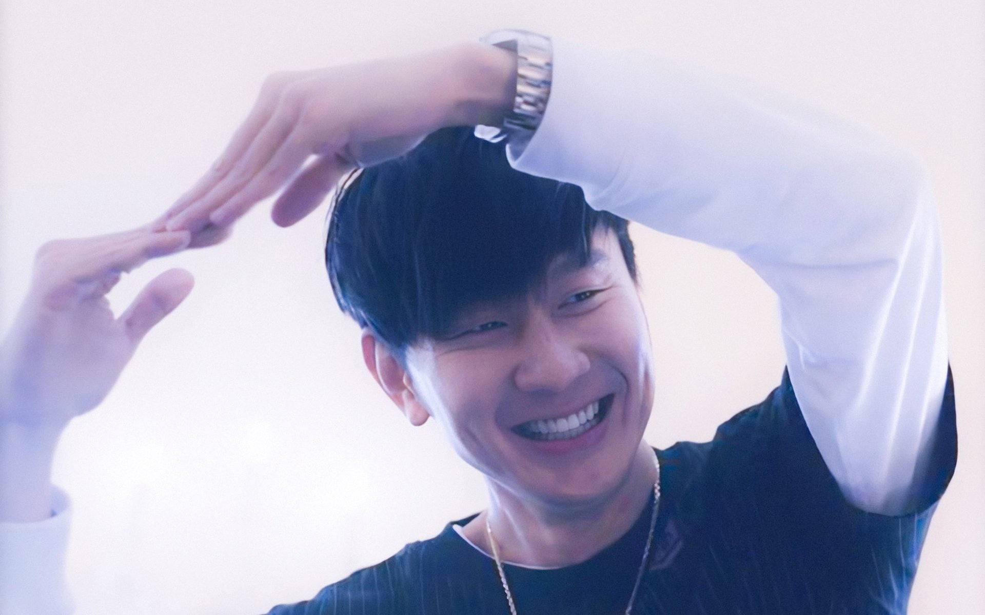 九游下载安装-乔·莫伊：全黑队的“铁血战士”，在scrum中毫不退让